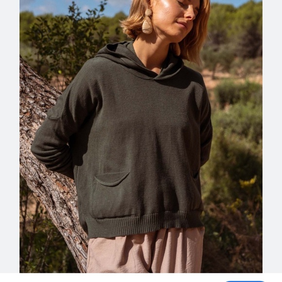 Nina Kendosa Tops - Nina nina kendosa paris Olive Green Women's Hoodie